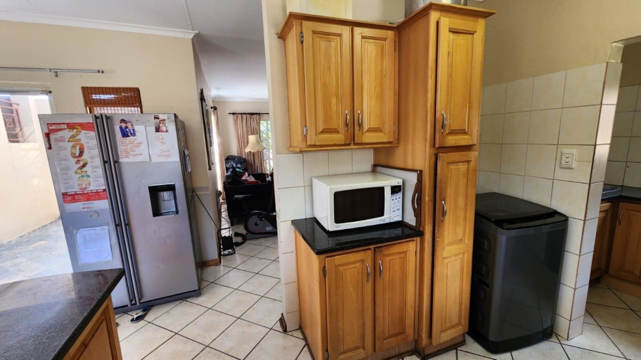 To Let 4 Bedroom Property for Rent in Cashan North West